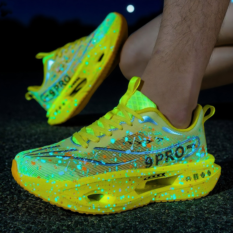 New Soft Sole Cushioning Men's - огляд і ціна Reflective Night Running Shoes
