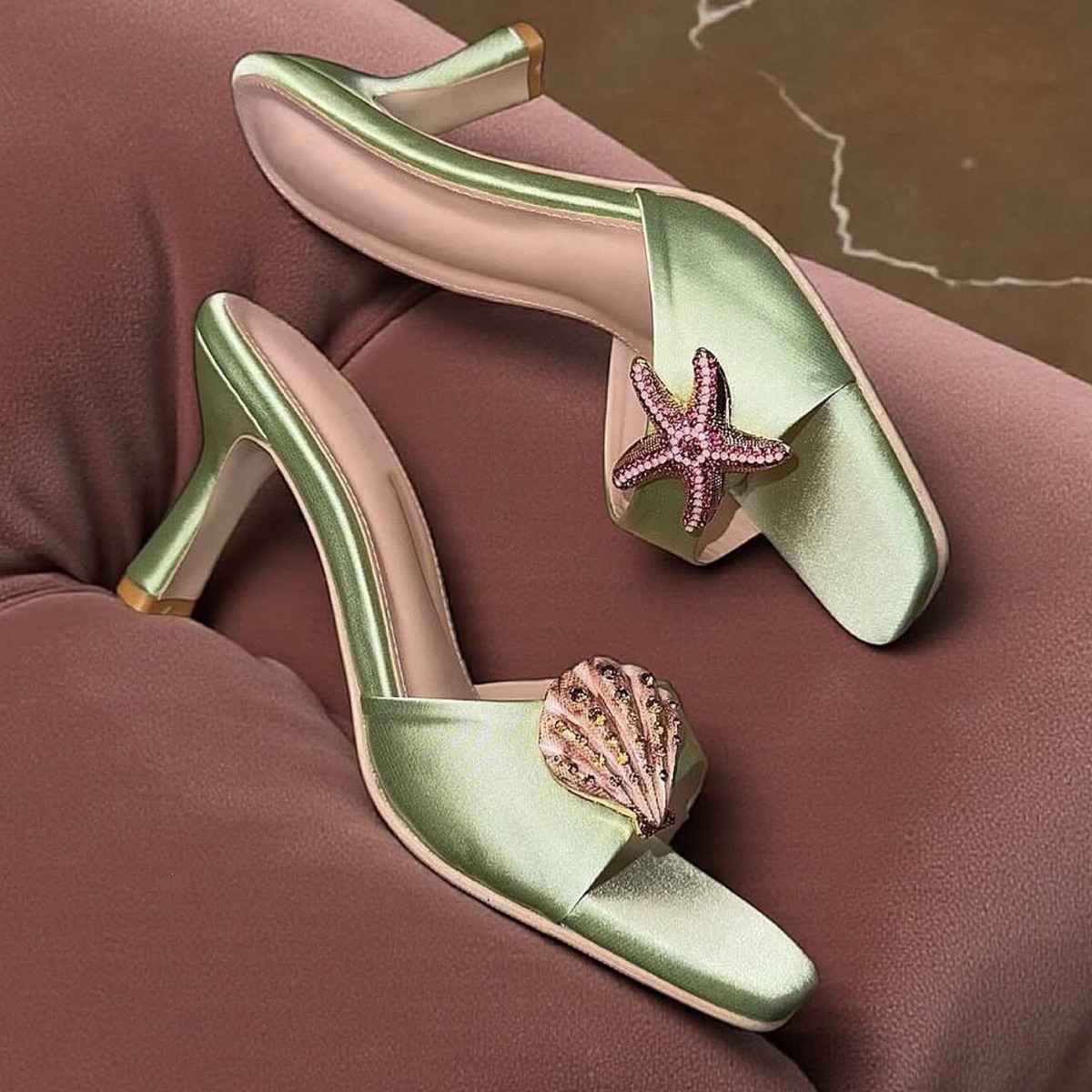Thai Rhinestone Square Toe Hig - огляд і ціна Sandals